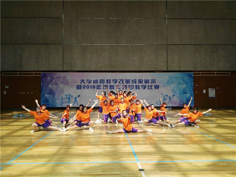833体育超级联赛图片